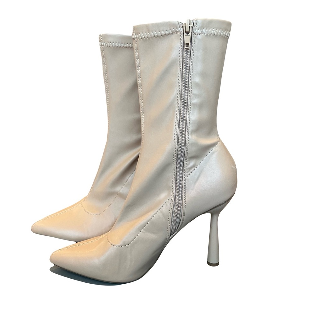Chic Cream Stiletto Boots